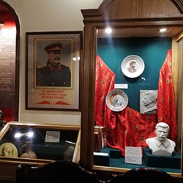 Экскурсия «Бункер Сталина и секреты, которые он хранит» с бокалом любимого вина тов. Сталина»