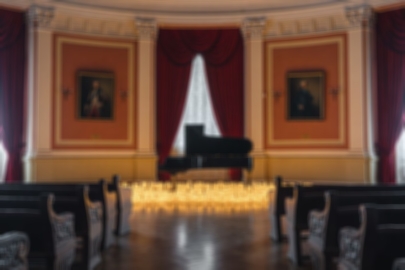 Концерт «#В_свечах: Шедевры классики»