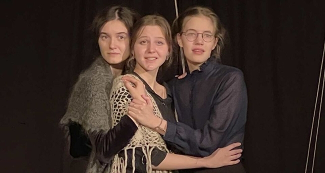 Спектакль «Три сестры»