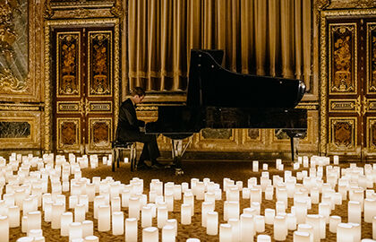 Концерт «#В_свечах. Шедевры классики»