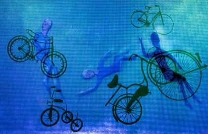 Спектакль «Летающий велосипед, или кукла, которая знала все»
