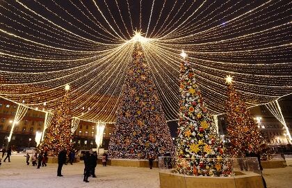 Экскурсия «Огни Новогодней Москвы с Дедом Морозом или Снегурочкой»